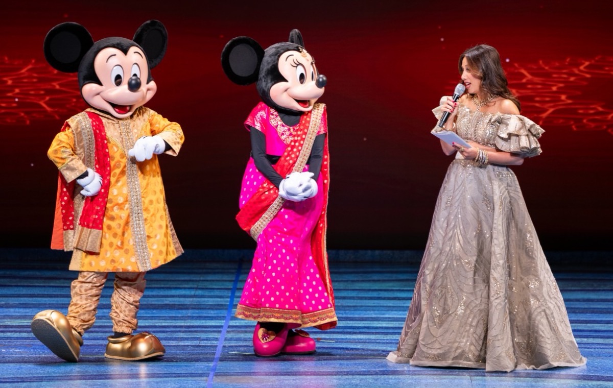 Mickey and Minnie in Indian outfits spreading Diwali magic on stage